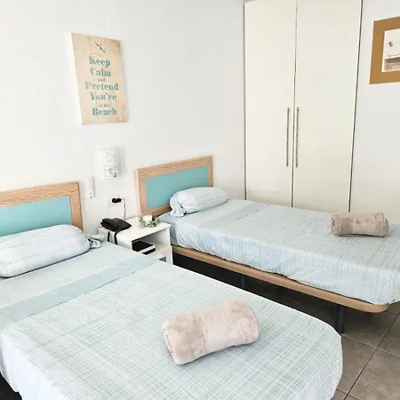 The Poolside Haven, Azure Dreams Apartment Los Cristianos (Tenerife)